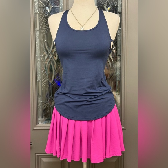All in Motion Hot Pink Pleated Tennis Pickleball Skirt (Skorts) with Pockets - Picture 1 of 7